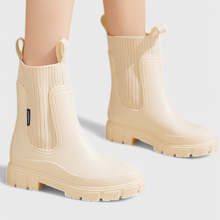 Maison Maelie Chelsea Boots