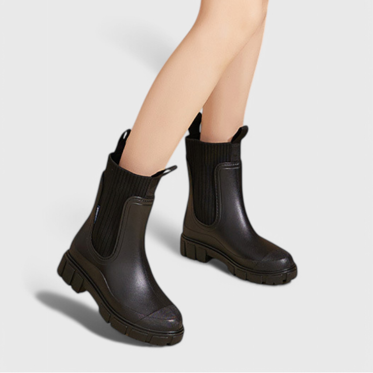 Maison Maelie Chelsea Boots