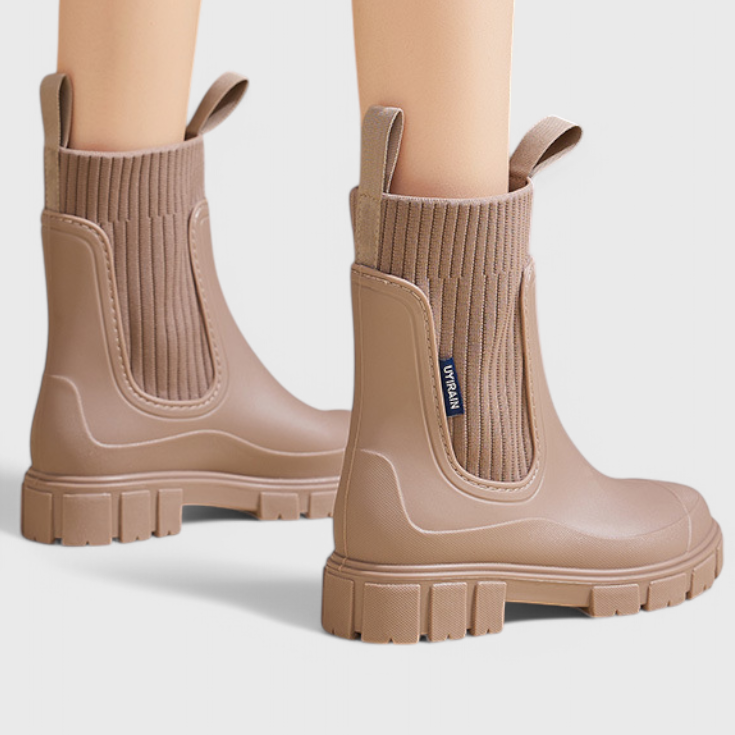 Maison Maelie Chelsea Boots